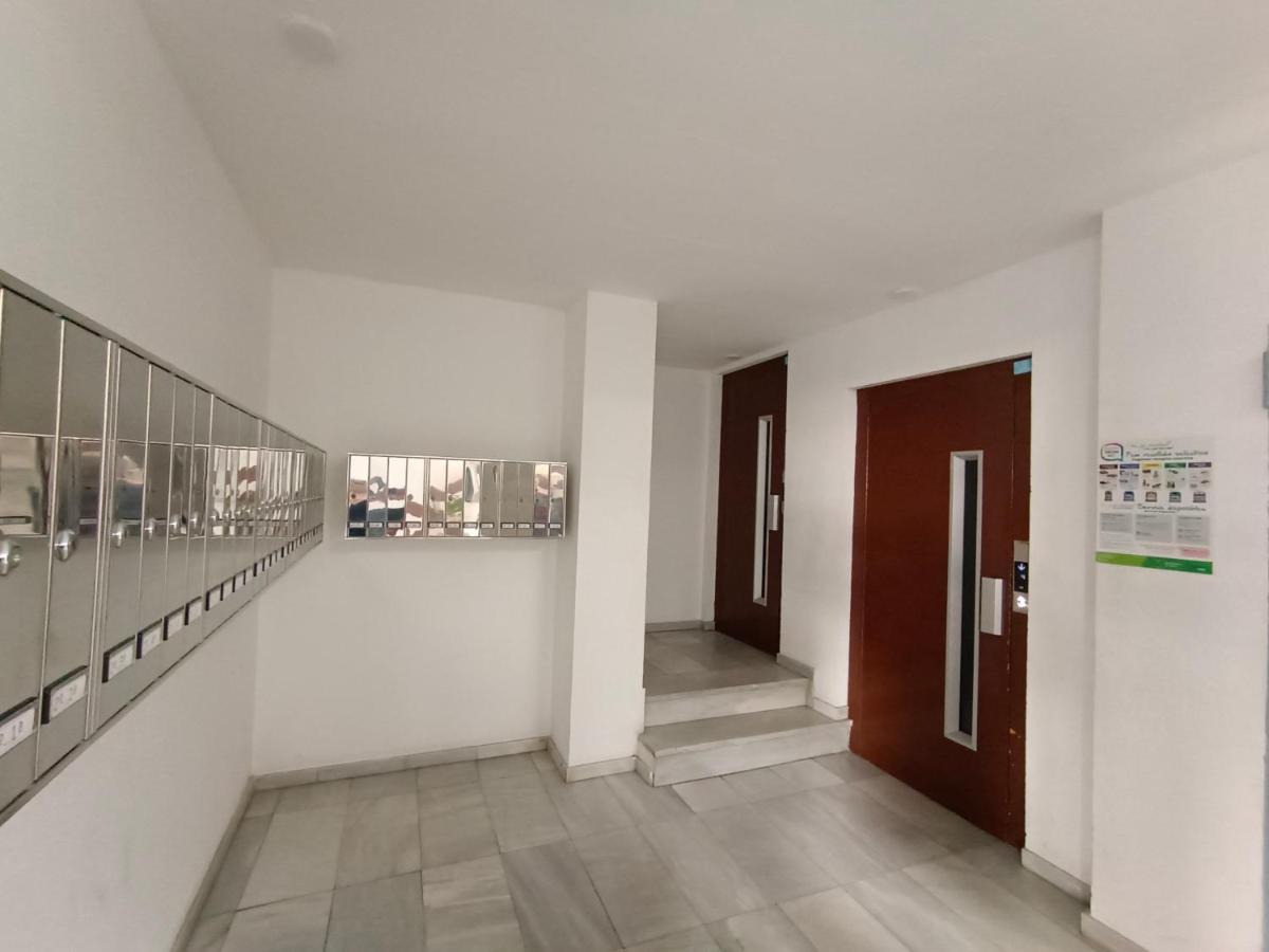 Jescamar Apartment ซาลอว์ ภายนอก รูปภาพ