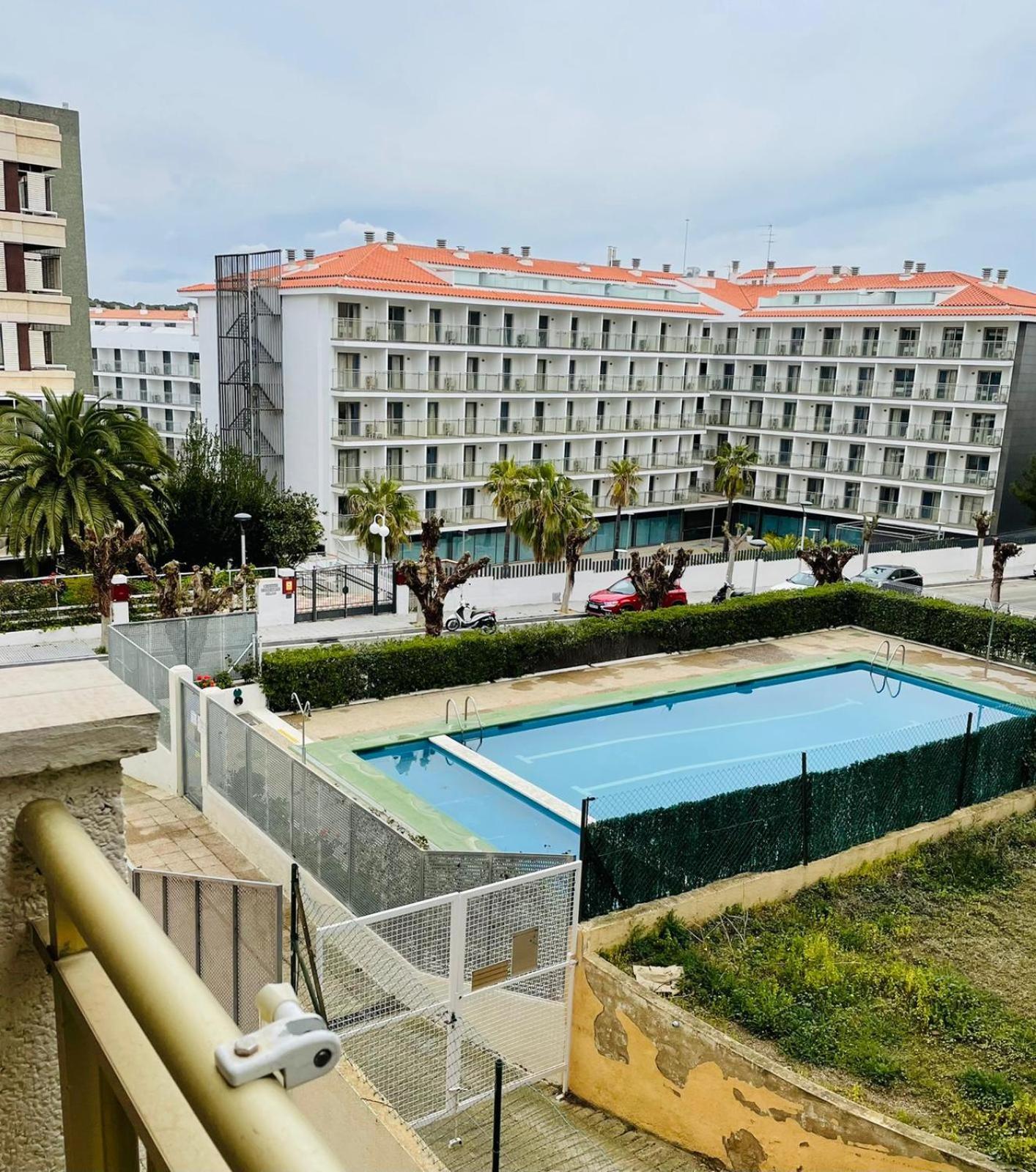 Jescamar Apartment ซาลอว์ ภายนอก รูปภาพ