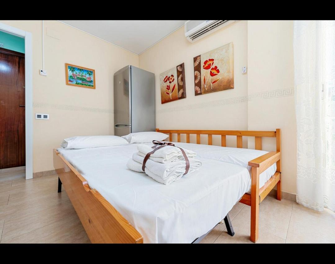 Jescamar Apartment ซาลอว์ ภายนอก รูปภาพ