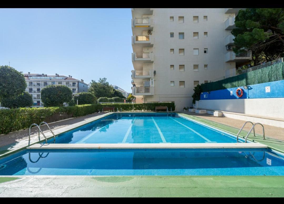 Jescamar Apartment ซาลอว์ ภายนอก รูปภาพ